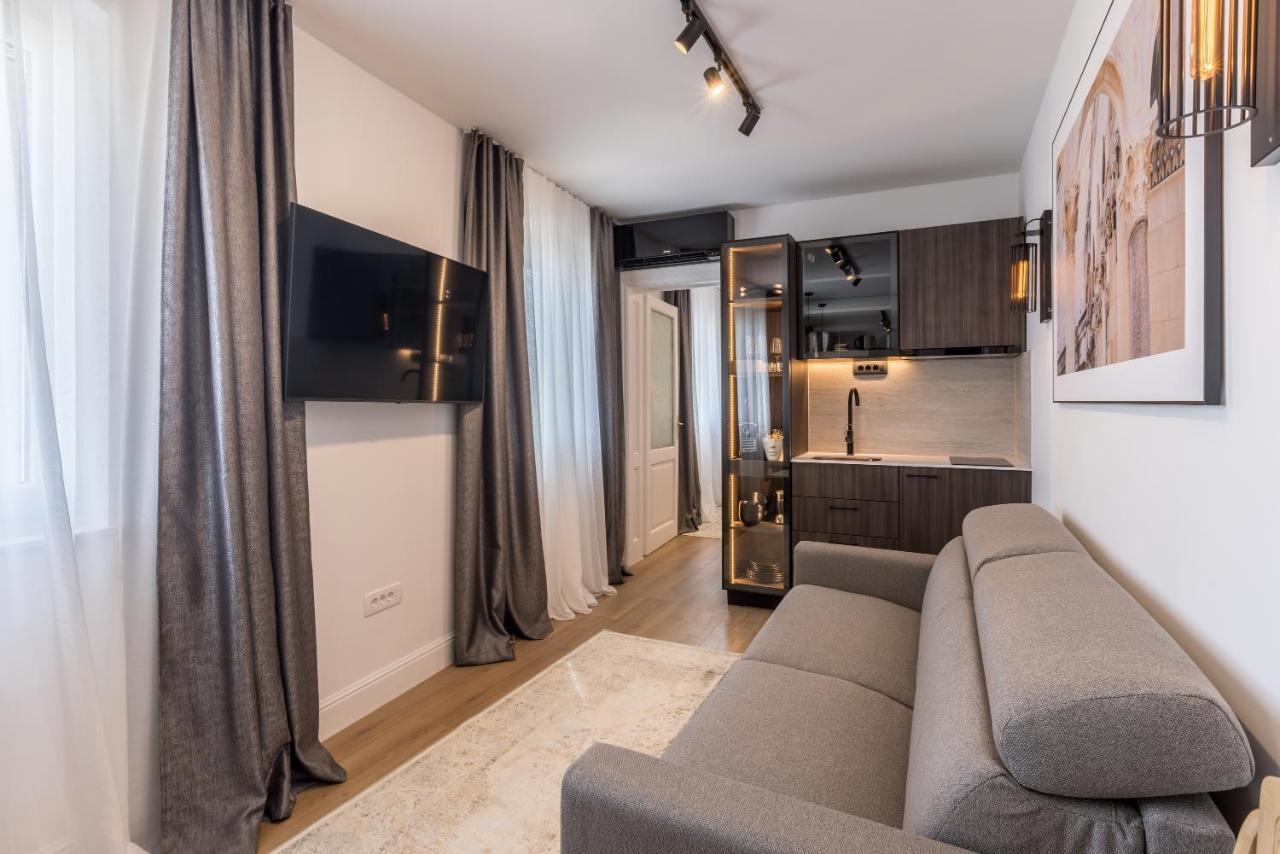 Palazzo Romano Suite 1 Split Exterior photo